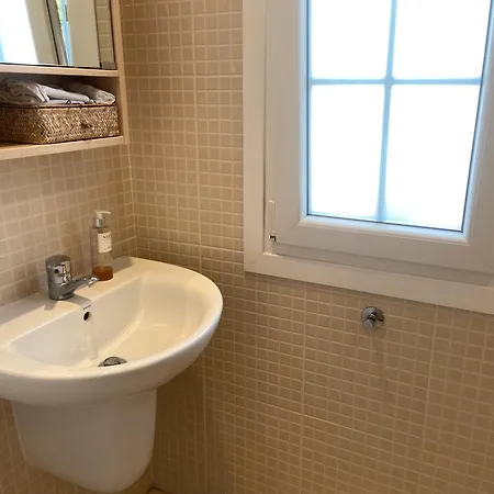 1 Bed Apartment